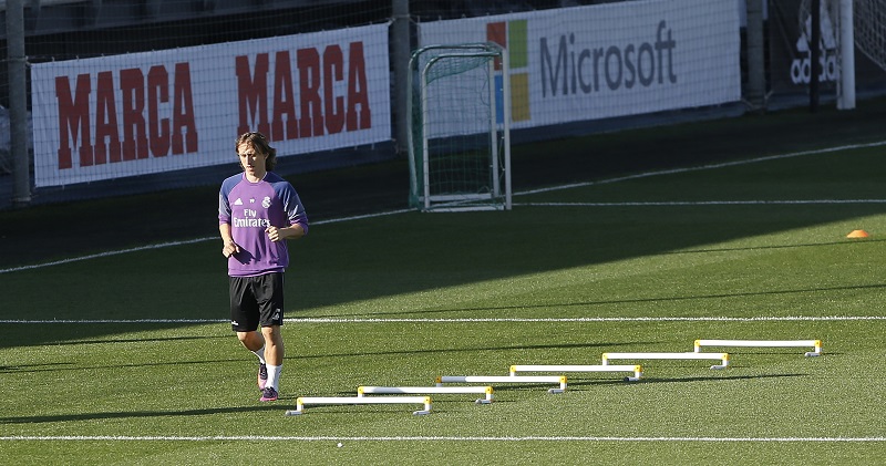 Модрић се повредио, чекају се додатни прегледи